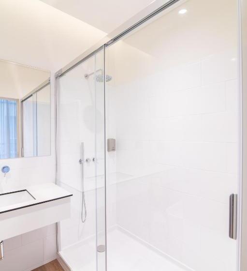 带大床的豪华间, Azoriani City Hostel Ponta Delgada