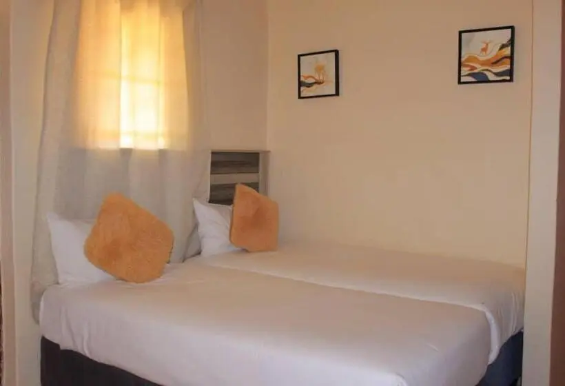 اتاق لوکس, Lormasol Mews Guesthouse