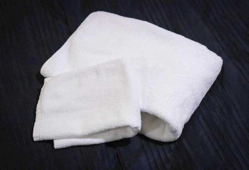 غرفة قياسية, Newitaya