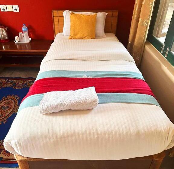اتاق لوکس, Horizon Homes   Sauraha Chitwan