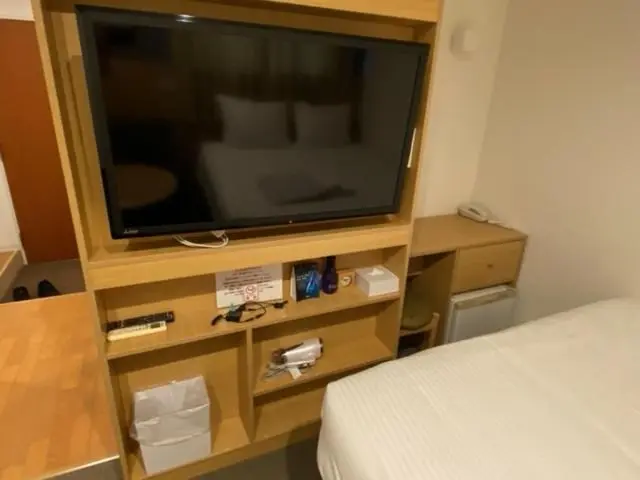 Deluxe Zimmer, Passage 2