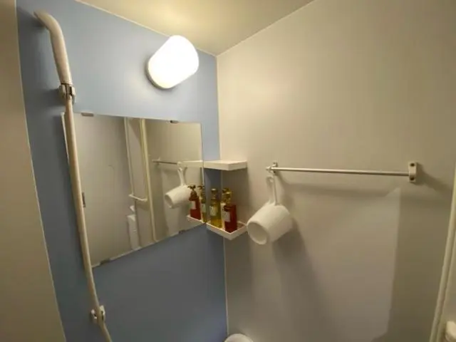Deluxe Zimmer, Passage 2