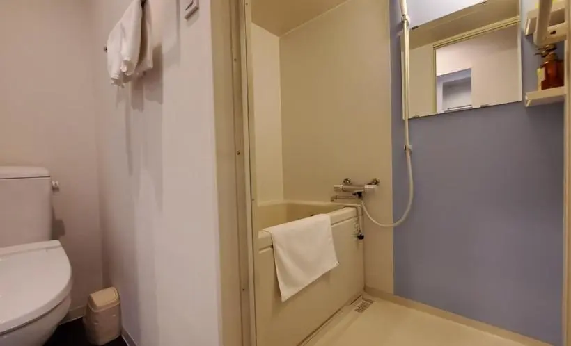 Deluxe Zimmer, Passage 2