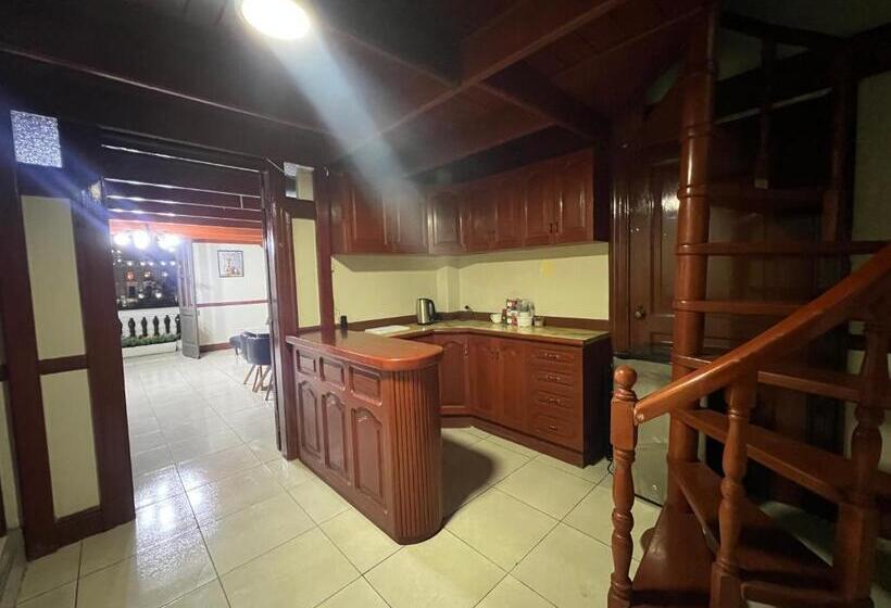 شقة غرفتين, Plaza Historic Lima