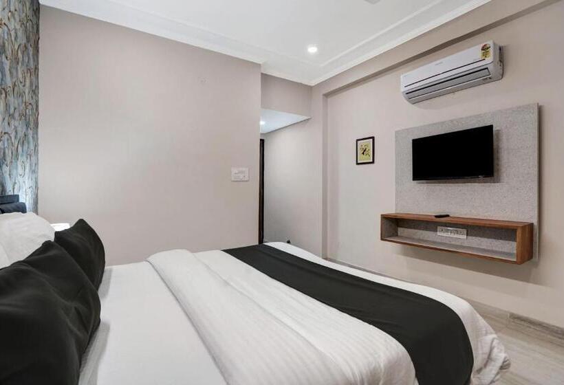 اتاق کلاسیک سه تخته, Townhouse 1124 Majesty Inn