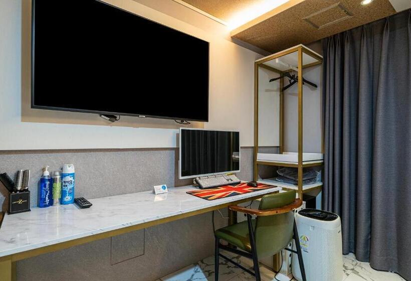 Cameră Standard Pat King Size, Z