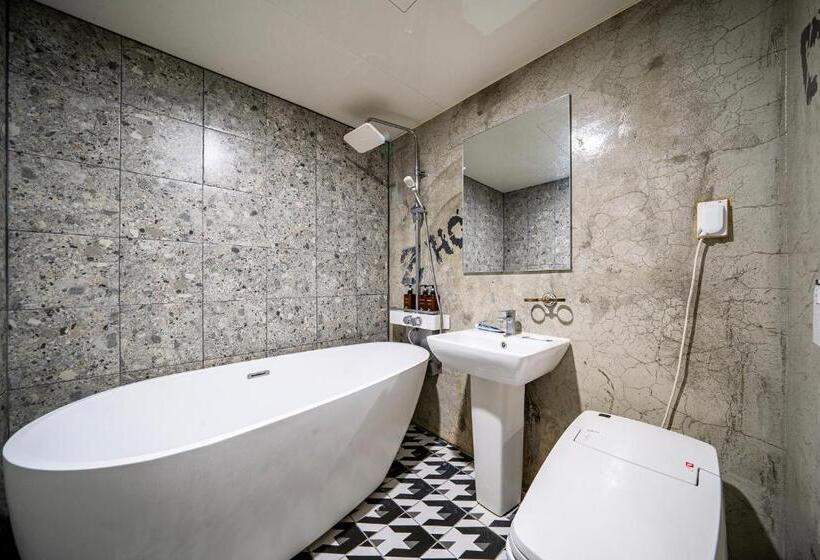 Cameră Deluxe Pat King Size, Z