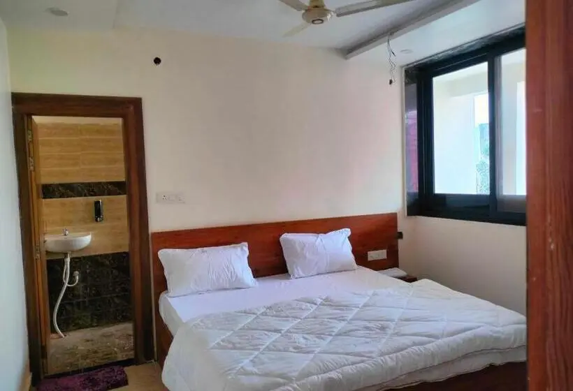 Classic Kolmen Hengen Huone, O Happy Stay