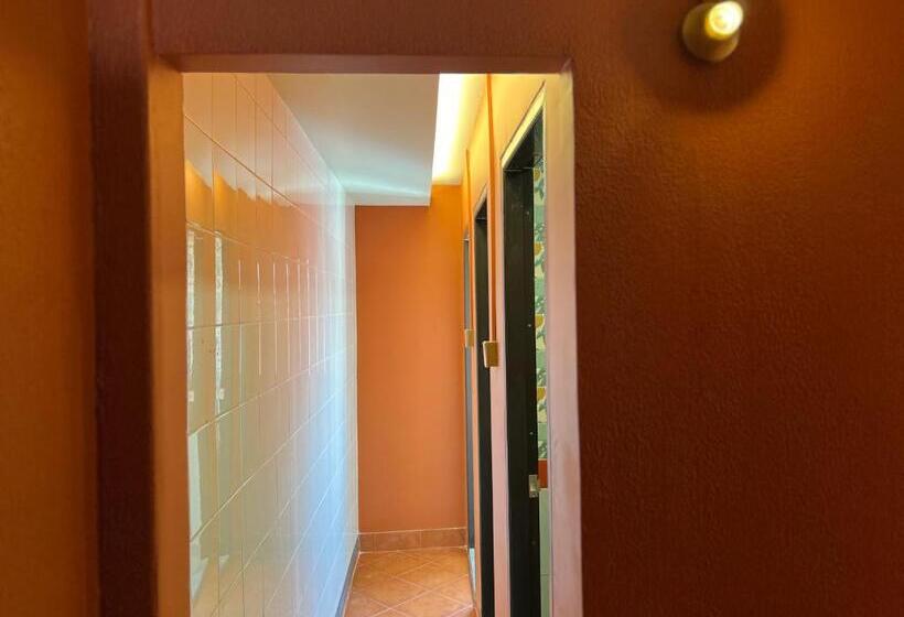 اتاق استاندارد چهار تخته, Cha Na Stay At Merry V