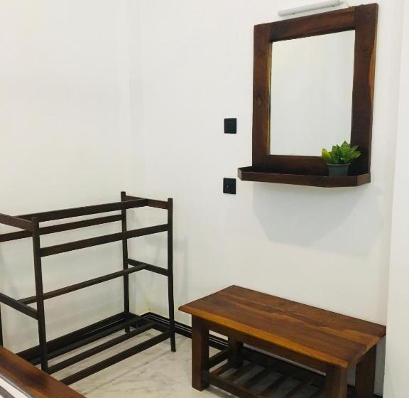 스탠다드 트리플 룸, Dimuthu Green Villa