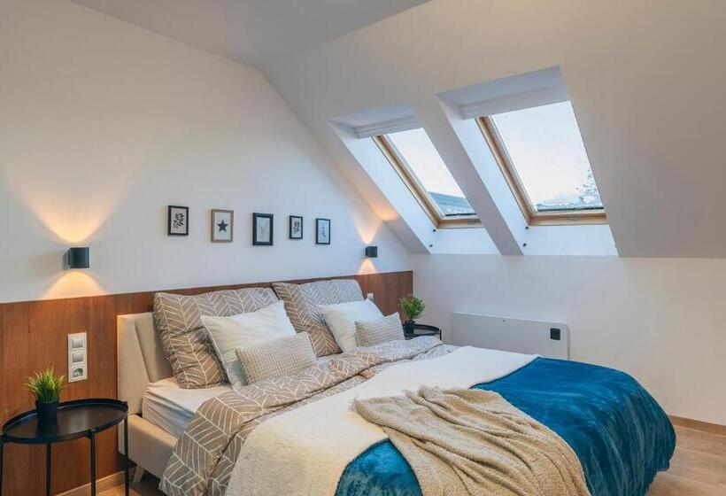 スイート（家族用）, Feel Good House