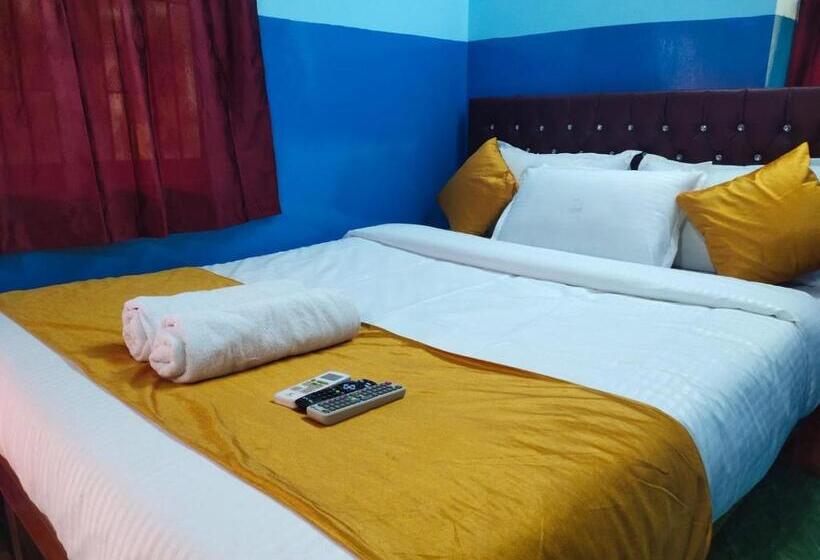 Четырехместный Номер Стандарт, Jo Guest House.