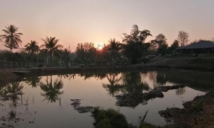 ガーデンビューのスタンダードバンガロー, Lemax Homestay And Thailand Tours