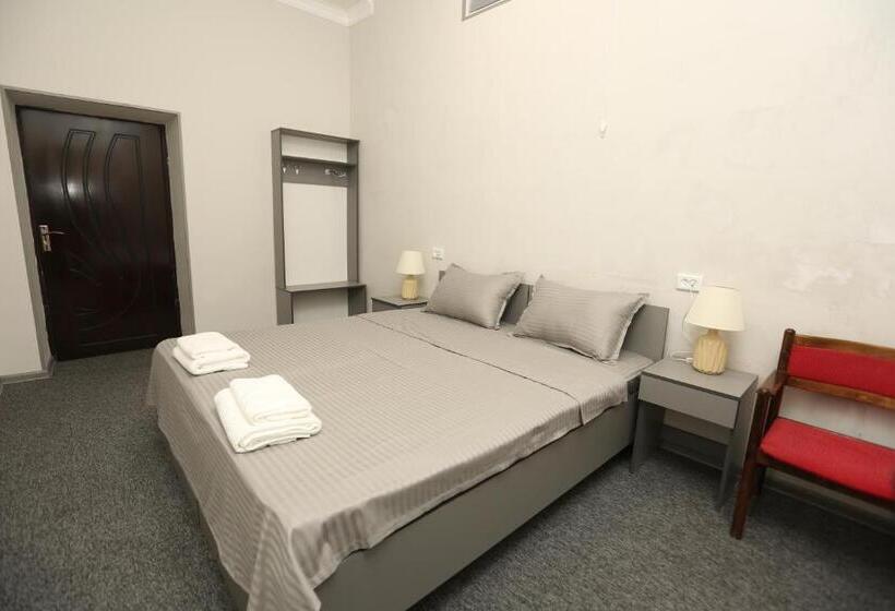 スタンダードルーム, Old Street Khiva