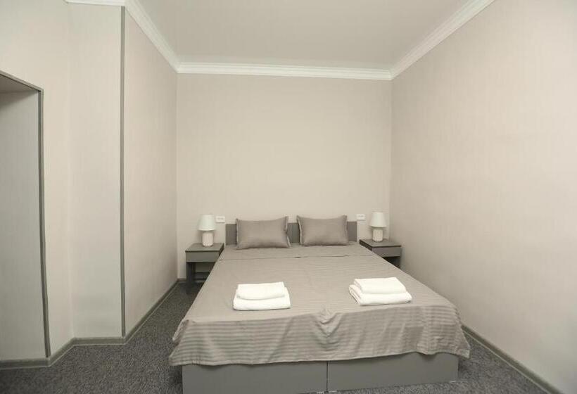 スタンダードルーム, Old Street Khiva