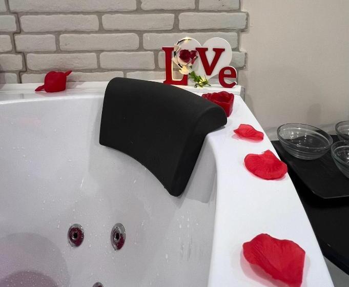 اتاق استاندارد با وان آب گرم, Spazio Relax B&b