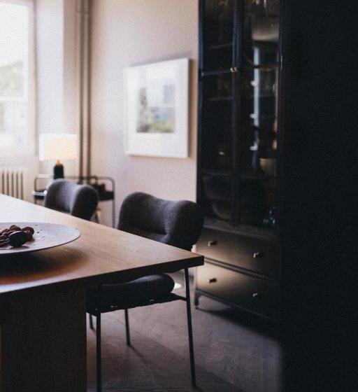 غرفة قياسية, In2 Bnb