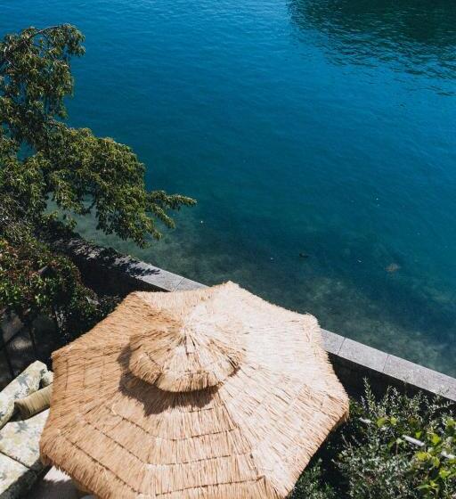 غرفة قياسية مزوَّدة بتراس, In2 Bnb