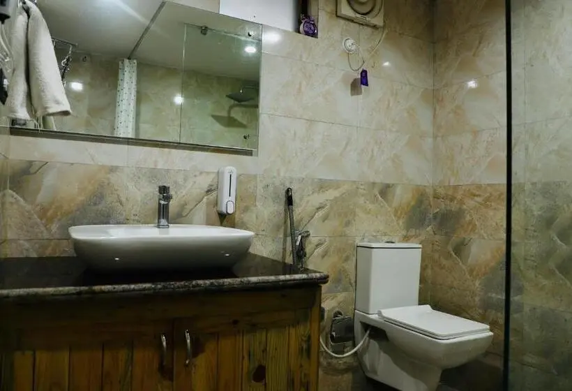 Standard-studio Näköala, Kasar Himalaya Holiday Resort, Binsar Rd