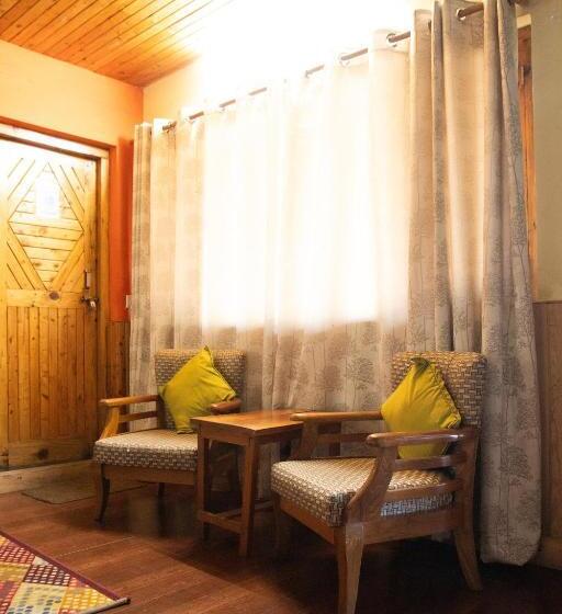 豪华房间, Kasar Himalaya Holiday Resort, Binsar Rd