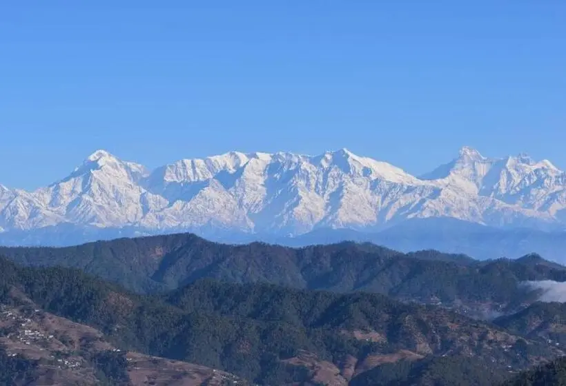 Superior-villa 1 Makuuhuone, Kasar Himalaya Holiday Resort, Binsar Rd