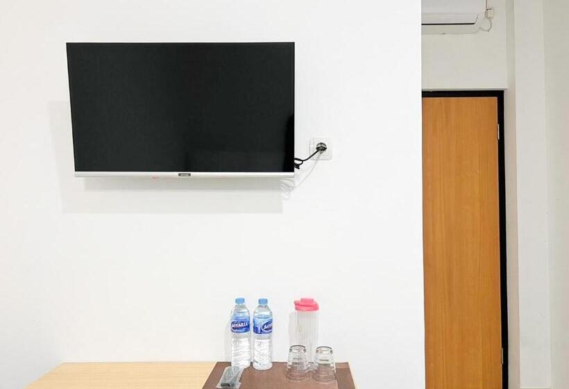 Standard Single Room, River House Mitra Reddoorz