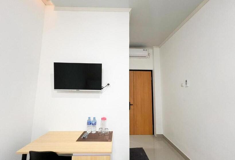 Standard Single Room, River House Mitra Reddoorz