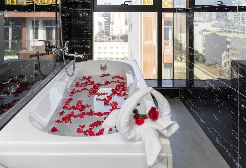 اتاق لوکس با تخت بزرگ, Pandora Boutique Hotel Managed By Ath