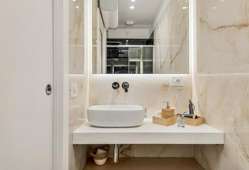 اتاق استاندارد, 5terre Dei Poeti Plus