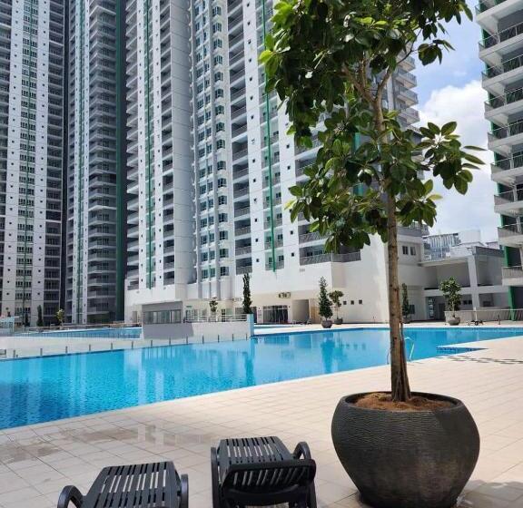 اتاق استاندارد یک نفره, Razak City Centre Kl Skyview 45th