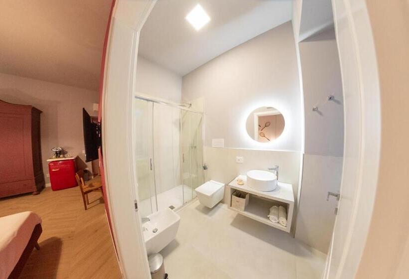 اتاق لوکس, Casa Apartments Lazzarretto 9