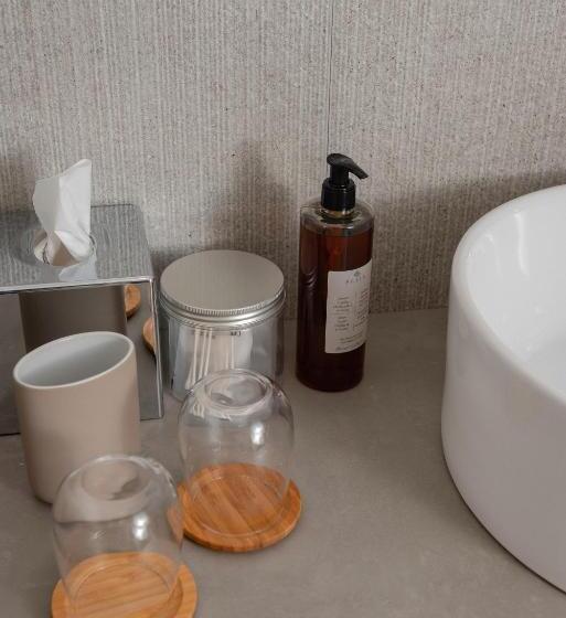 استودیوی لوکس, Casa Apartments Lazzarretto 9