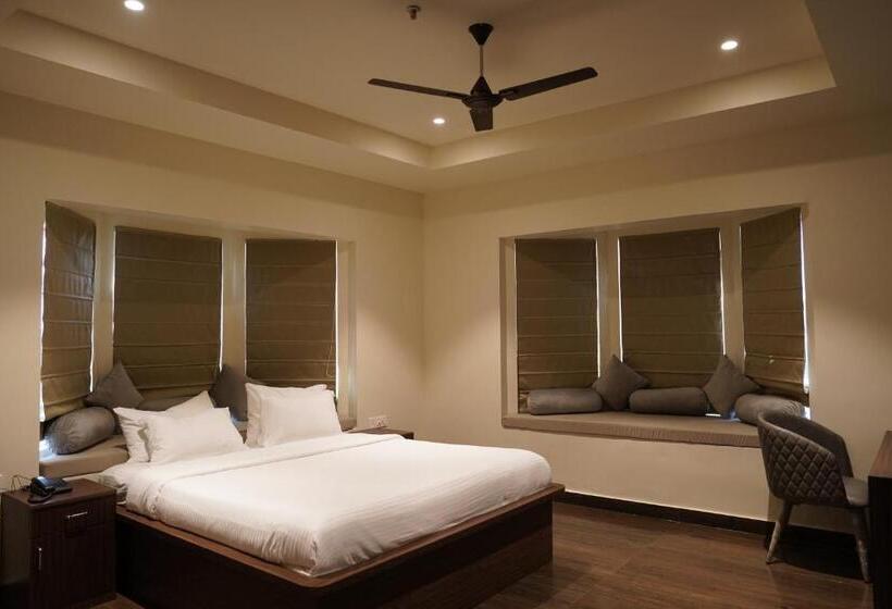 デラックスルーム, Hindusthan Prime Hotel And Banquet