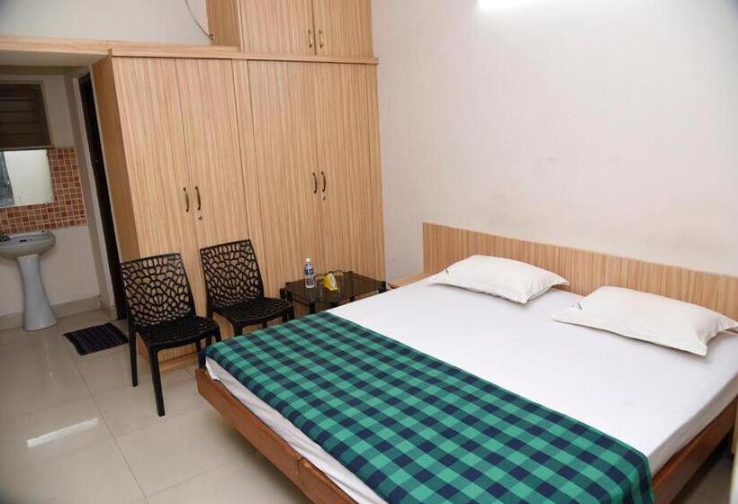 Quarto Economy, Lake View