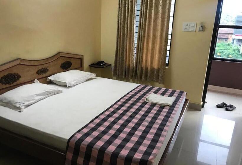 Quarto Economy, Lake View