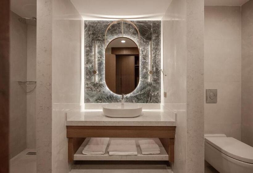 Люкс Кровать Кинг, Star Boutique