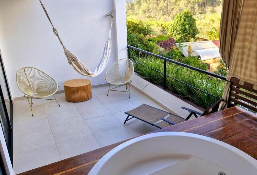 סוויטה דלוקס, Villa Natural