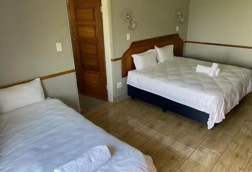 Deluxe-perhehuone, Eagles View Kungwini