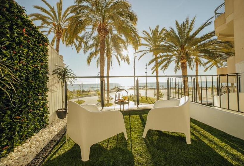 اتاق لوکس با چشمانداز دریا, Hostal Luxury Nit I Dia