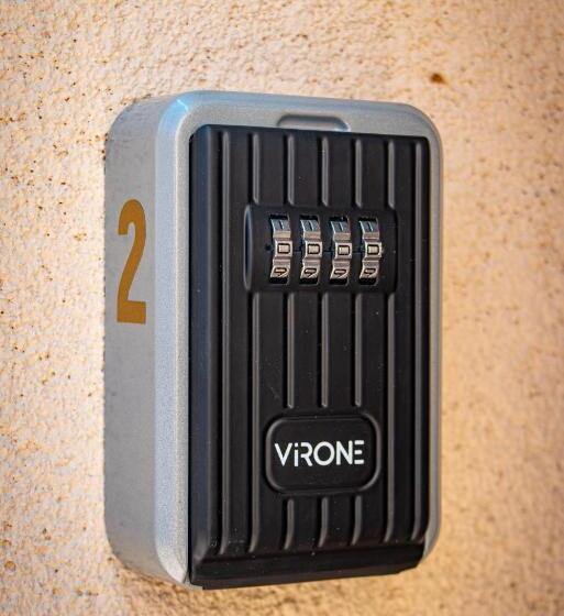 غرفة قياسية, Navial 1