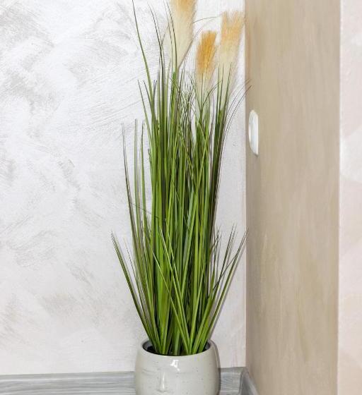 غرفة قياسية ثلاثية, Navial 1