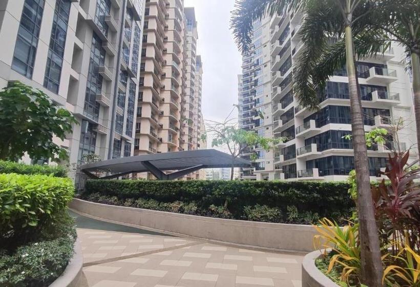 استودیوی لوکس, 11b Tower 1 Viceroy Residences Mc Kinley Hill Bgc