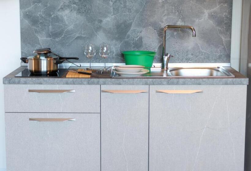 إستوديو قياسى, Romea Bike Apart