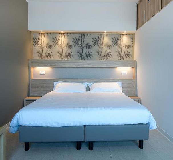 إستوديو قياسى, Romea Bike Apart