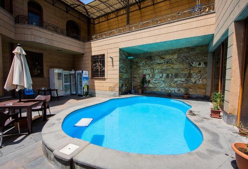 스탠다드 발코니 룸, Lovely Home With Pool