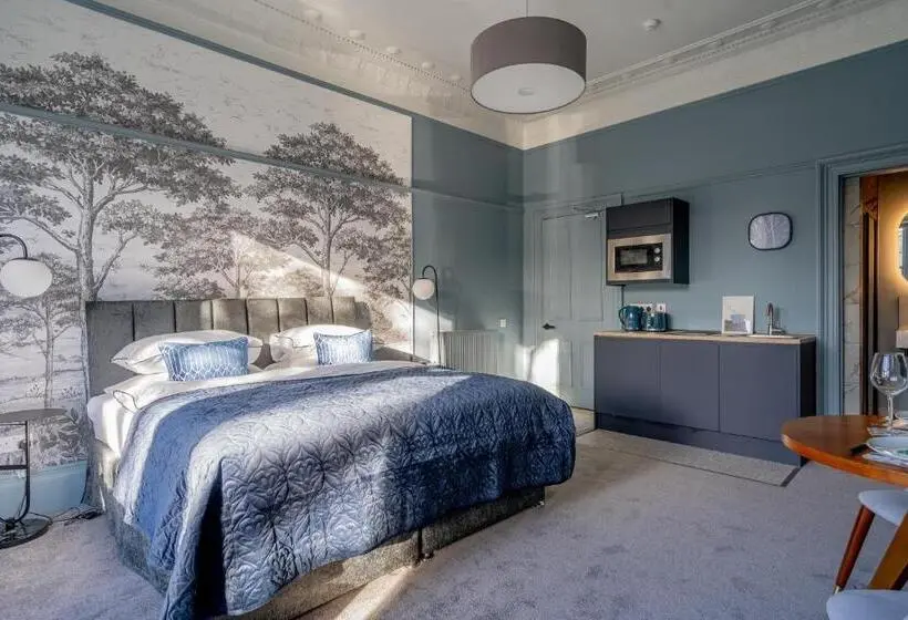 Deluxe-studio, Bluebell Studio Glasgow Airport