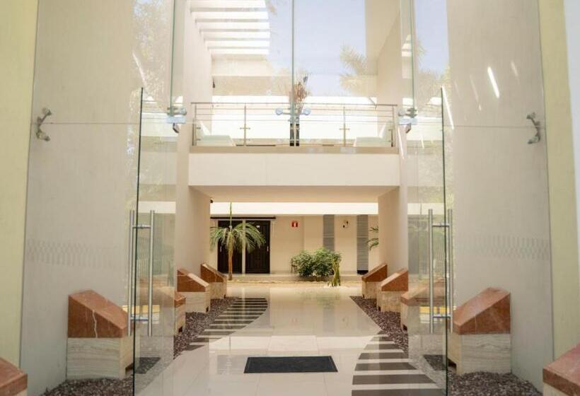 Номер Deluxe, Maria Dolores Rio Verde