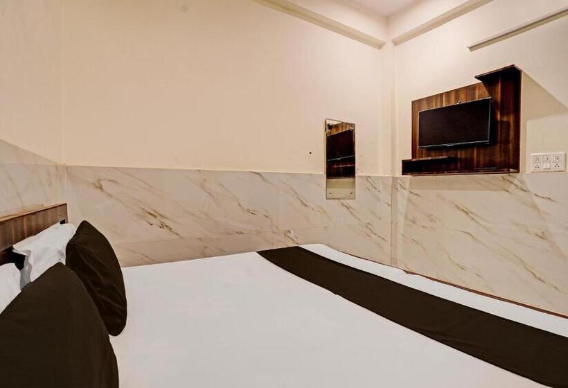 Трехместный Номер Deluxe, Oyo Gauri Shankar Dham