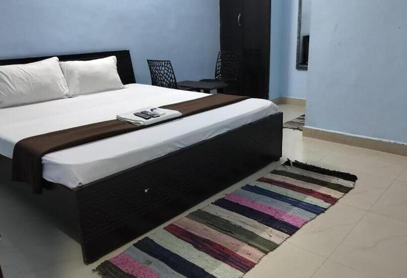 غرفة قياسية, Sunshine Beach House