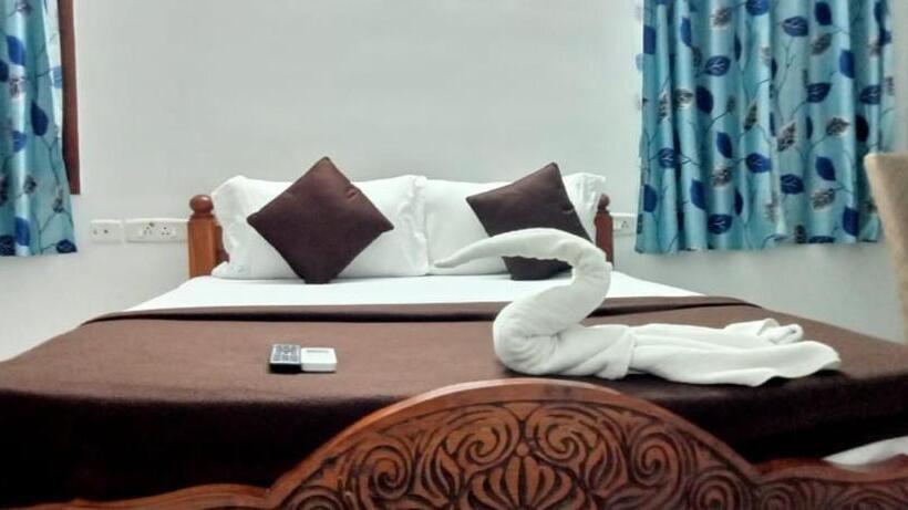 غرفة قياسية, Sunshine Beach House